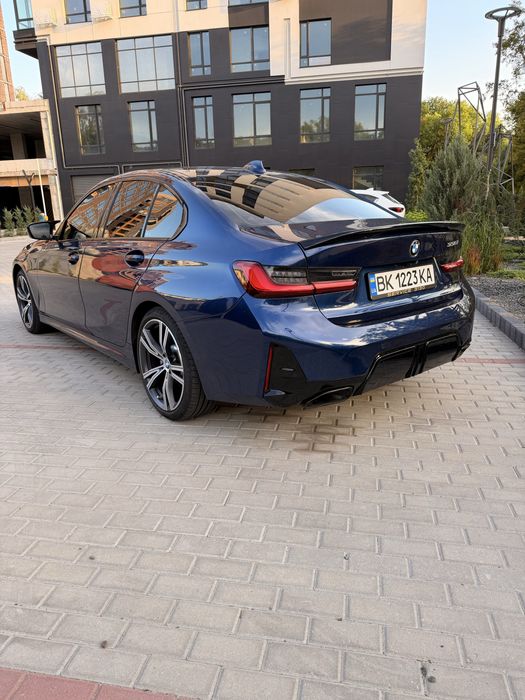 BMW 3 Series 2019 VIN WBA5R1C56KAK07432 фото оголошення 5 з 8