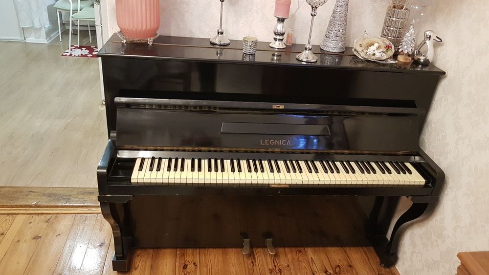 Pianino Legnica - stan bdb.