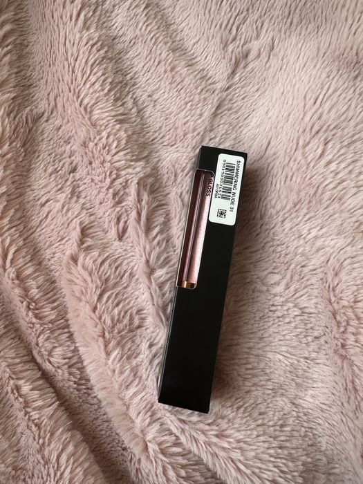 Nowy w opakowaniu błyszczyk inglot w odcieniu shimmer nude