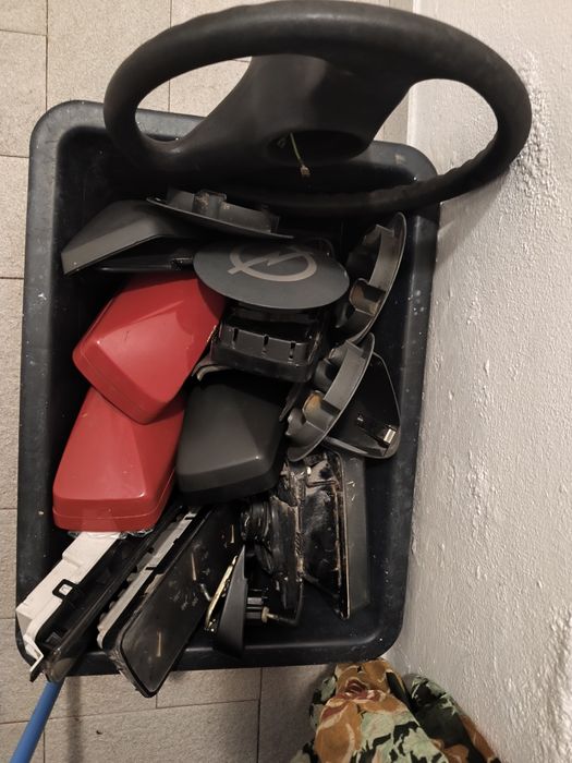 Peças Opel corsa A: farolim, faróis, volante