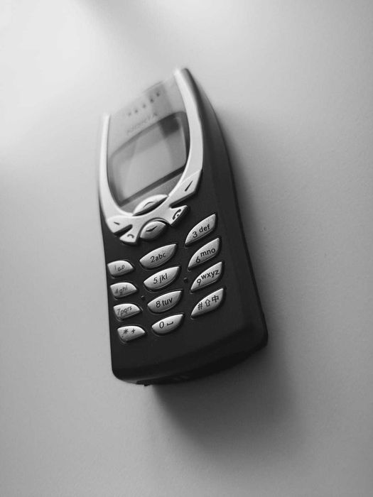 Nokia 8250 - Original recondicionado (Preto)
