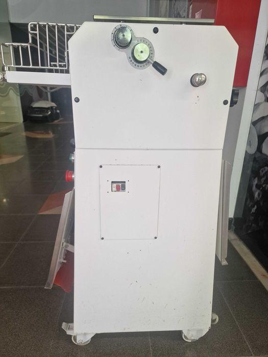 Vendo máquina formadora de baguetes