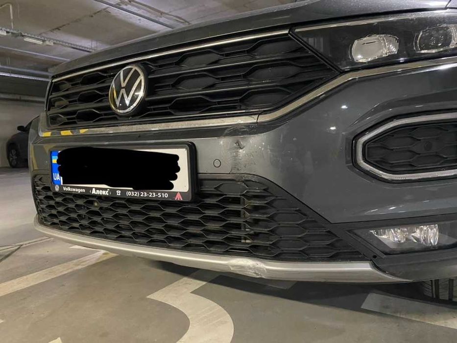 Передній бампер VW T-Roc Sport 2021