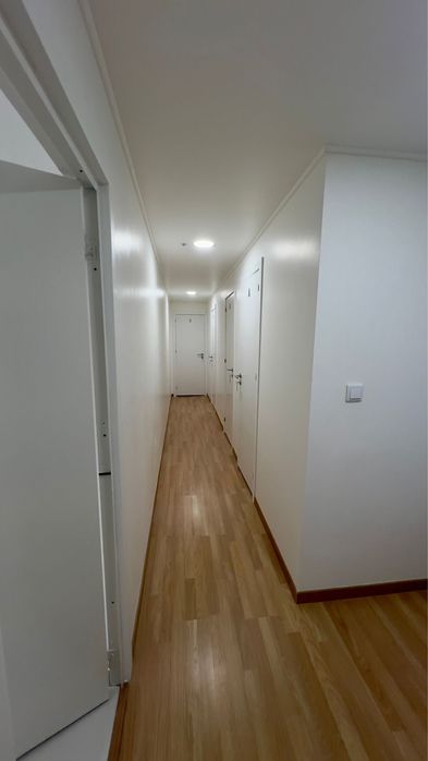 Alugo quarto solteiro para uma pessoa