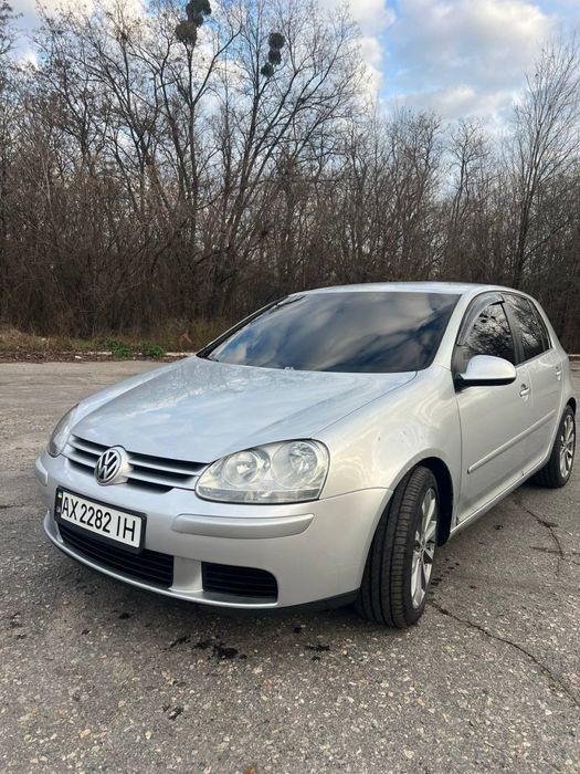 Volkswagen Golf V 1.9 tdi