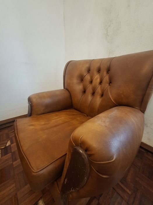 Poltrona sofá em bom estado