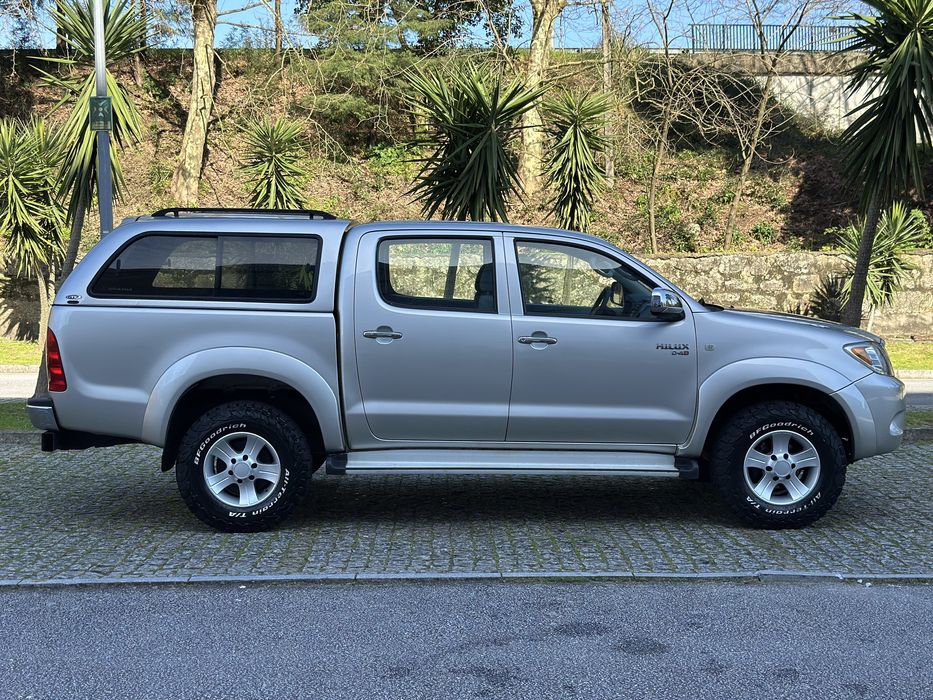 Toyota Hilux 2.5 D4D 4x4 NACIONAL