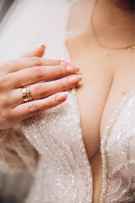 Весільна сукня 50-52 розміру