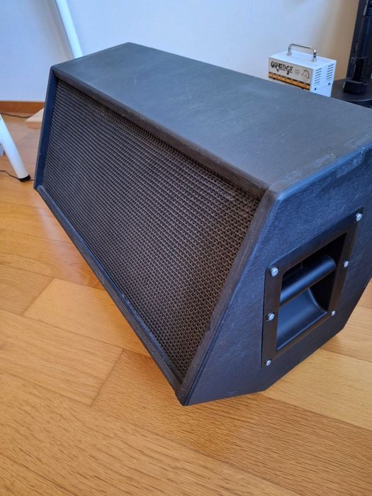 Cab Guitarra DIW - 2 Speakers Warehouse Veteran 20W (Mono/Stereo)