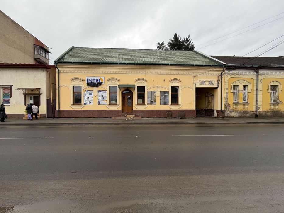 Оренда 200 м.кв в центрі міста Виноградів
