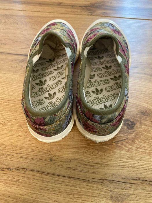 Adidas Originals slip-on оригінал кеди 44 розмір квіткові