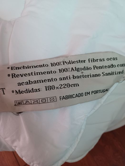 Edredão Coelima Goldcrest 180 x 220cm extra quente e antibacteriano