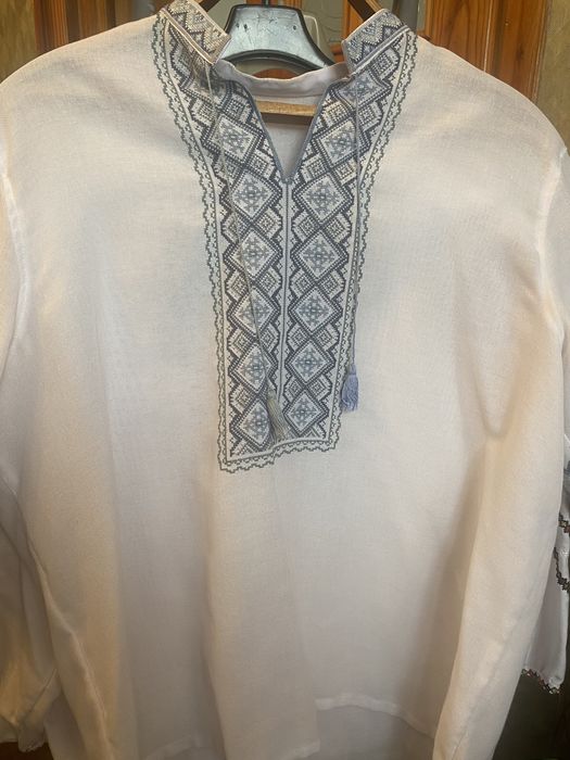 Вишита сорочка ручна вишивка домотканне полотно