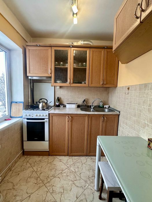 Архипенка 8, перша здача 3-к квартири, є газ, метро Оболонь!