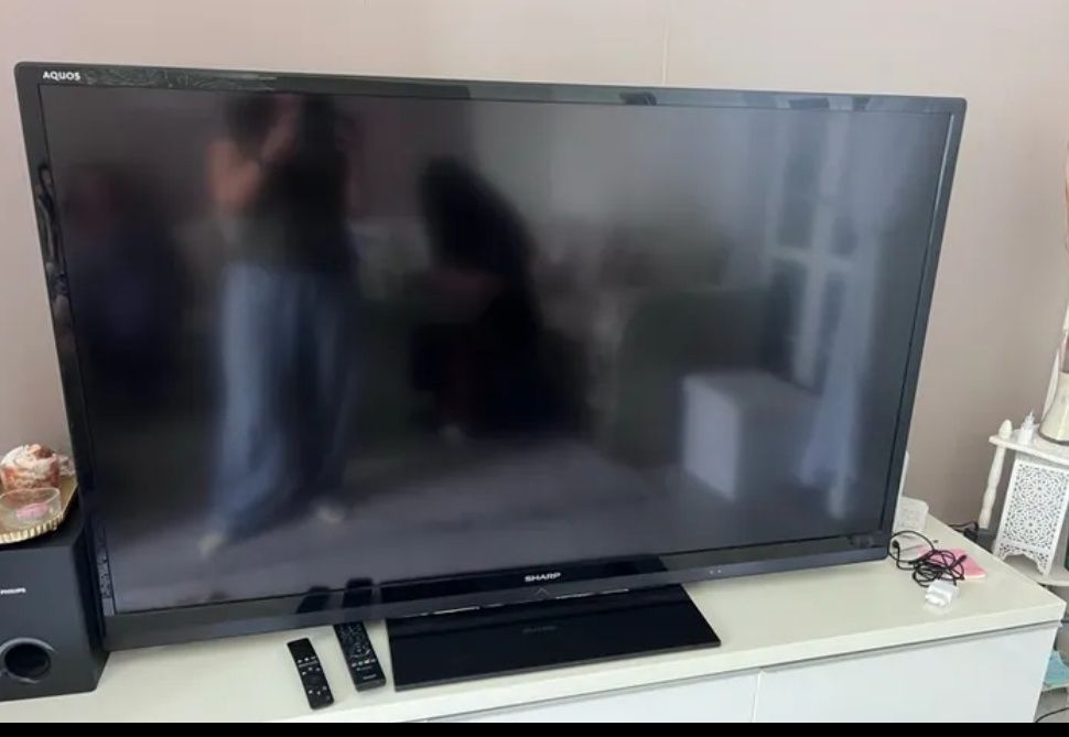 Sharp Aquos 100Hz lc-60le635e 60 cali LED LCD