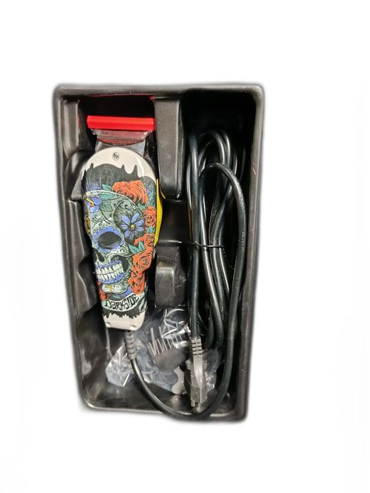 Máquina de corte profissional – design graffiti/caveira (nova)