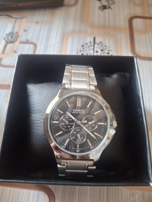 Годинник "Casio"