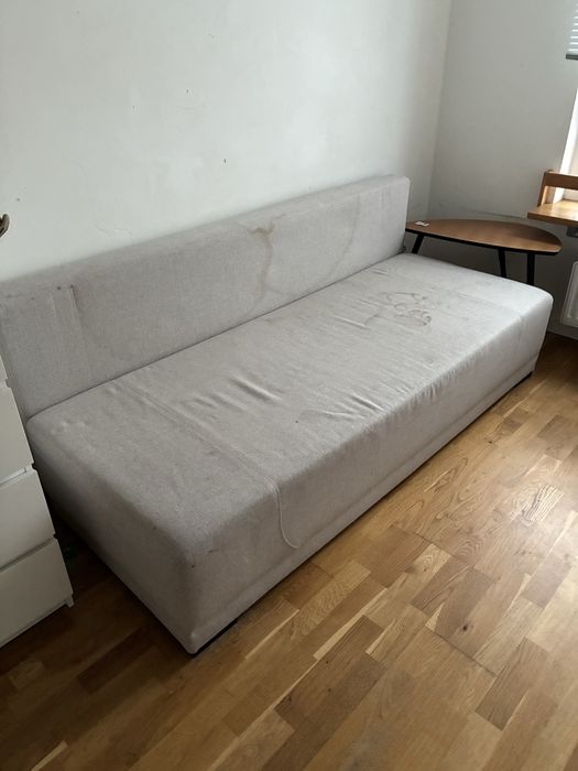 Kanapa rozkladana do wyczyszczenia