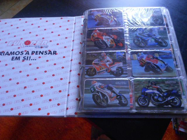 Álbum de calendários com 596 , em 38 ordenadores. Anos 80 e 90.