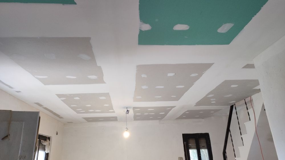 Serviços de pinturas, barramentos e pladu faça seu orçamento gratuito