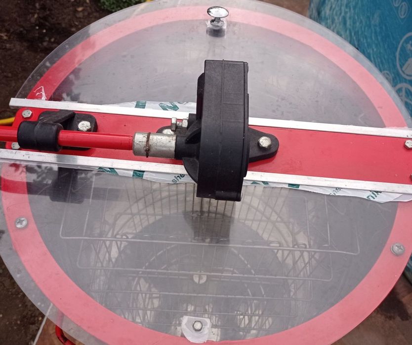 Pleksi bezbarwna 44,5 cm pokrywa na wirówkę