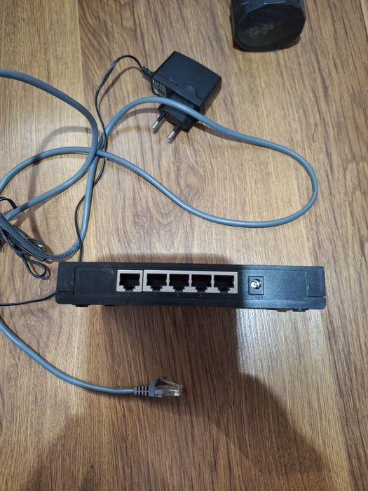 Switch Tp LINK SG1005D