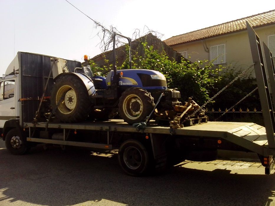 Transporte de tratores, alfaias agricolas e maquinas