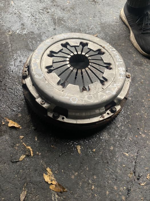 Щеплення форд транзит 2.4турбо/2.0/2.2 демферне маховик корзина фередо