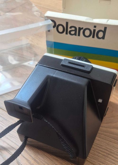 Polaroid 1000 Red Button - SX70