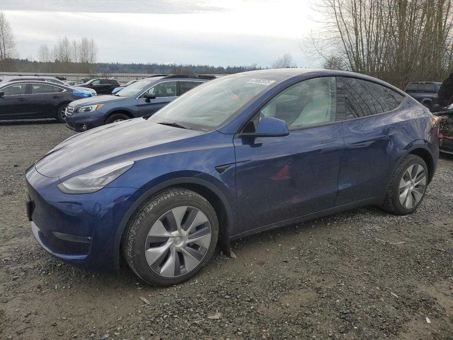 Tesla Model Y 2023.