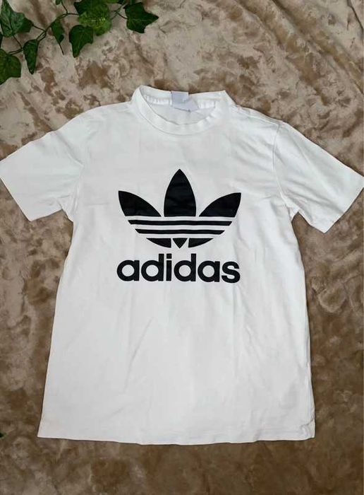 bluzka adidas biała