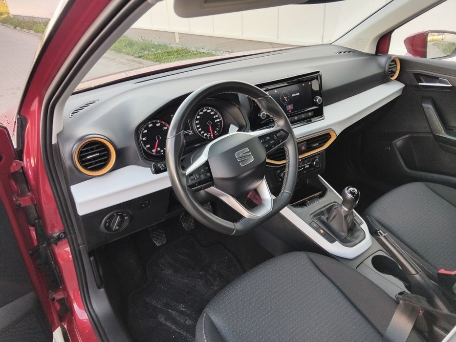 Seat arona lift 1.0 tsi 2022rok Ledy zamiana