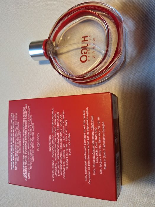 Pusty flakon po perfumach Hugo Boss