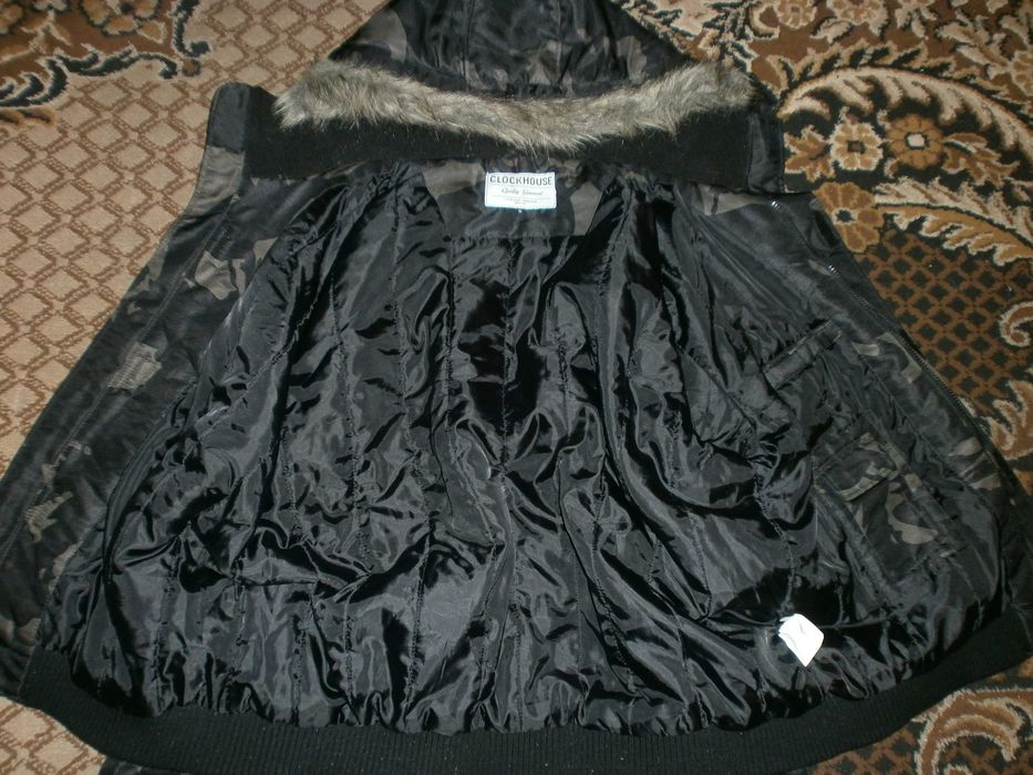 Куртка бомбер Clockhouse, woodland, разм. XL, наш 56. ПОГ-68 см