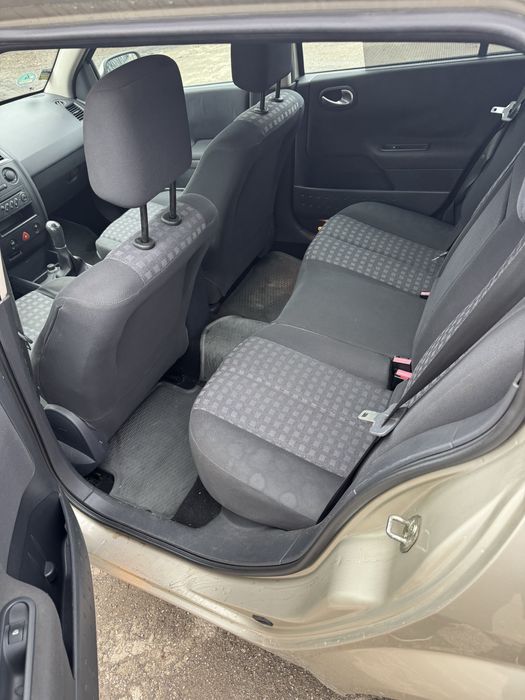 Рено Меган  2007 рік 1.6 бензин