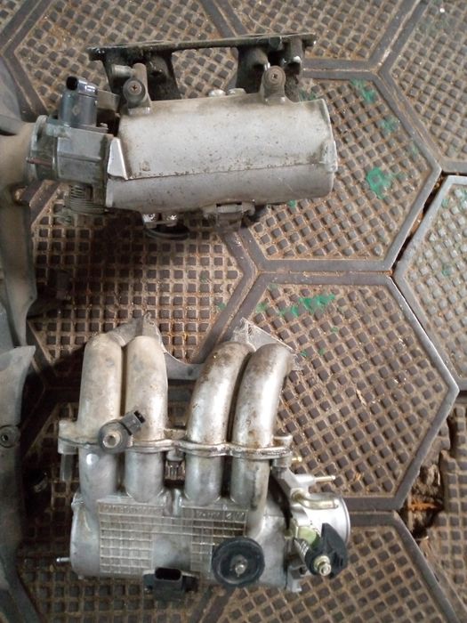 Коллектор впускной  таврия славута сенс. Инжектор  славута сенс ланос