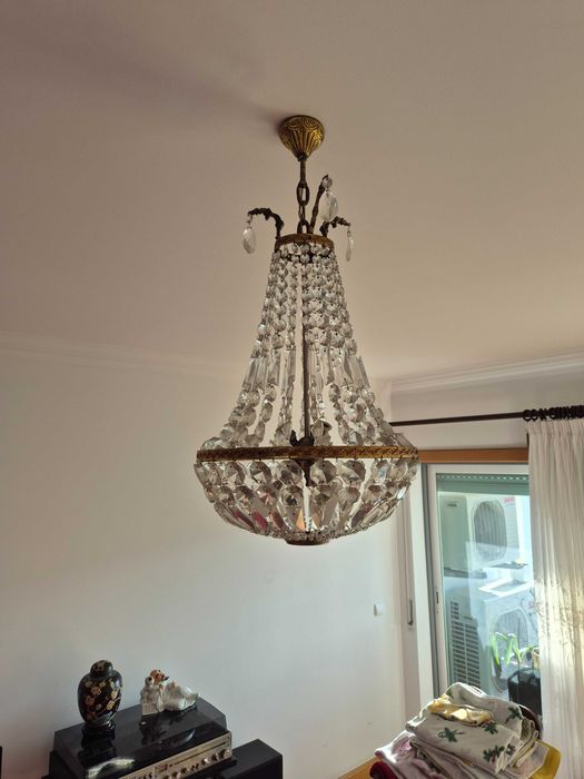 Candeeiro Lanterna de Cristal Vintage – Estilo Balão Alongado (72cm)