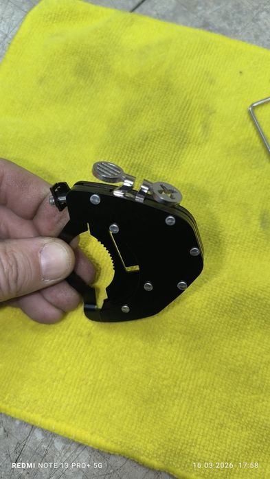 Tempomat motocyklowy.