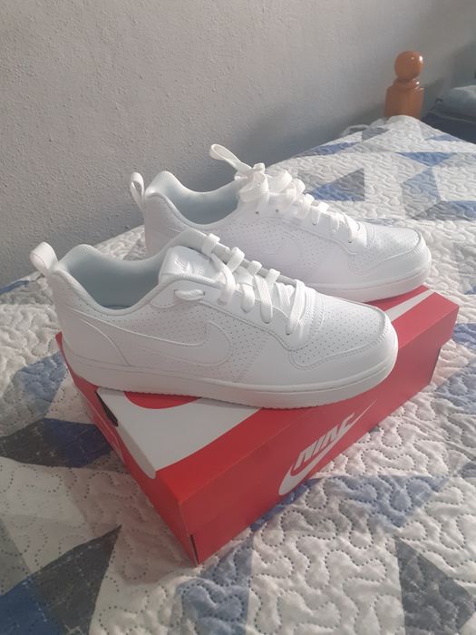 Tenis nike branco original tamanho 40
