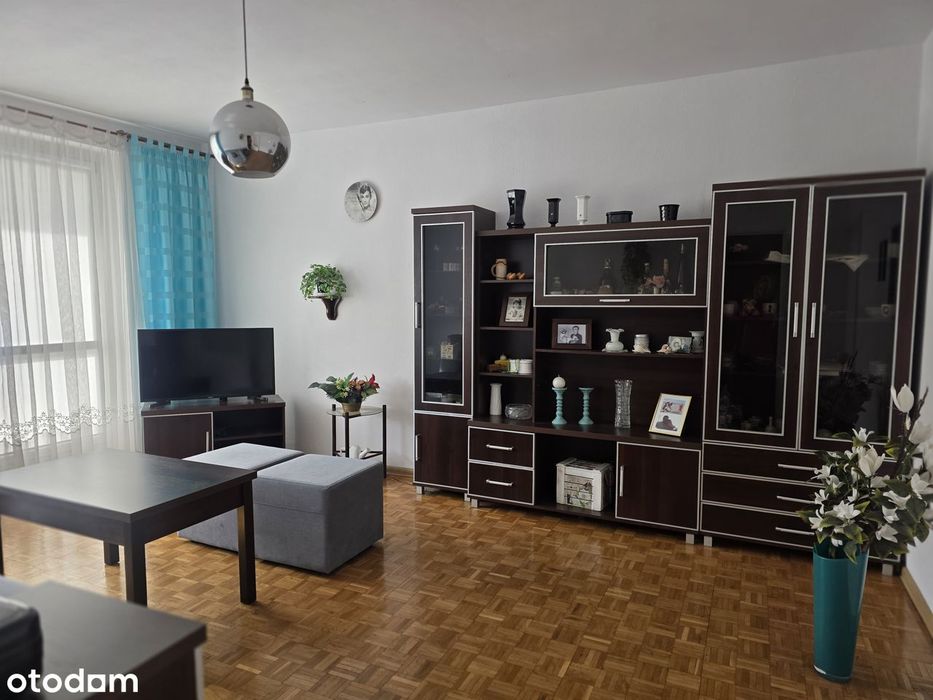 6 pok/garaż/taras/balkon/dwa wjazdy/ogród/meble w cenie