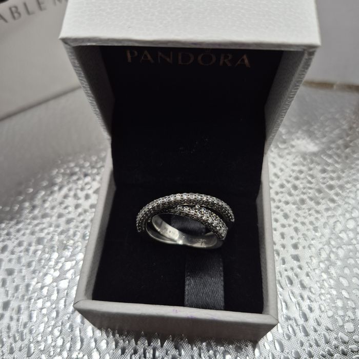 Anel Pandora Timeless Pavé Crossover Dual