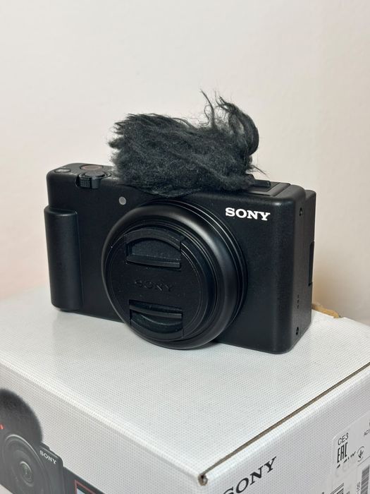 Sony ZV-1F - Como nova | Só alguns meses de uso + Acessórios extras