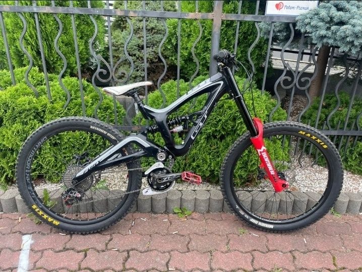 Rower zjazdowy downhill enduro gt fury