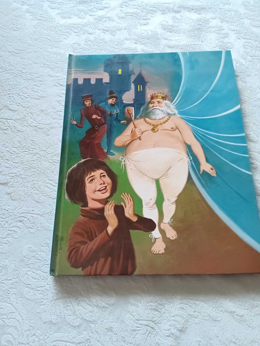 Livros infantis - Contos Tradicionais de Todo o Mundo Clássicos