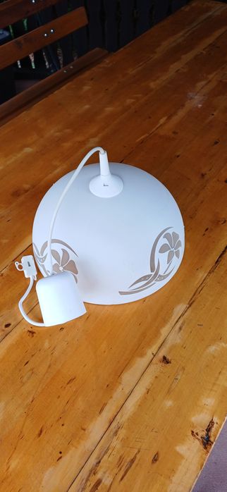 39Lampa sufitowa wisząca