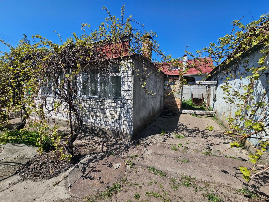 Продаж класної земельної ділянки із широким фасадом у гарній локації - More