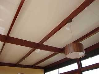 Montagem painéis sanduíche imitar telha, entre outras estruturas