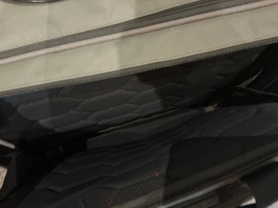 Samsonite Cabin Luggage - Pilot-Style Suitcase64752329875841123