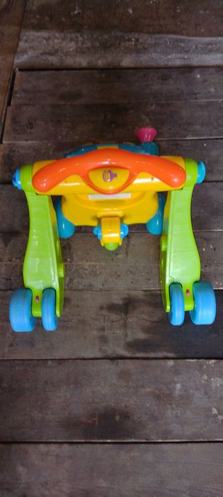 Chodzik pchacz dla dziecka