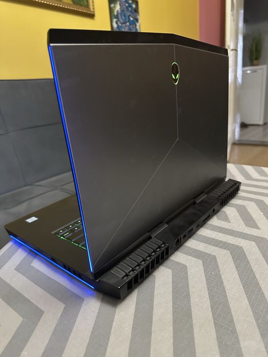 Laptop Dell Alienware 15 R3 GTX1080